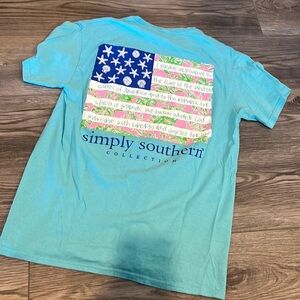 Simply southern size medium blue T-shirt with pledge of allegiance & USA flag